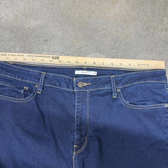 Levis Womens Jeans 712 Slim Mid Rise Stretch Denim 38x31 Dark Wash Tapered - Picture 5 of 12